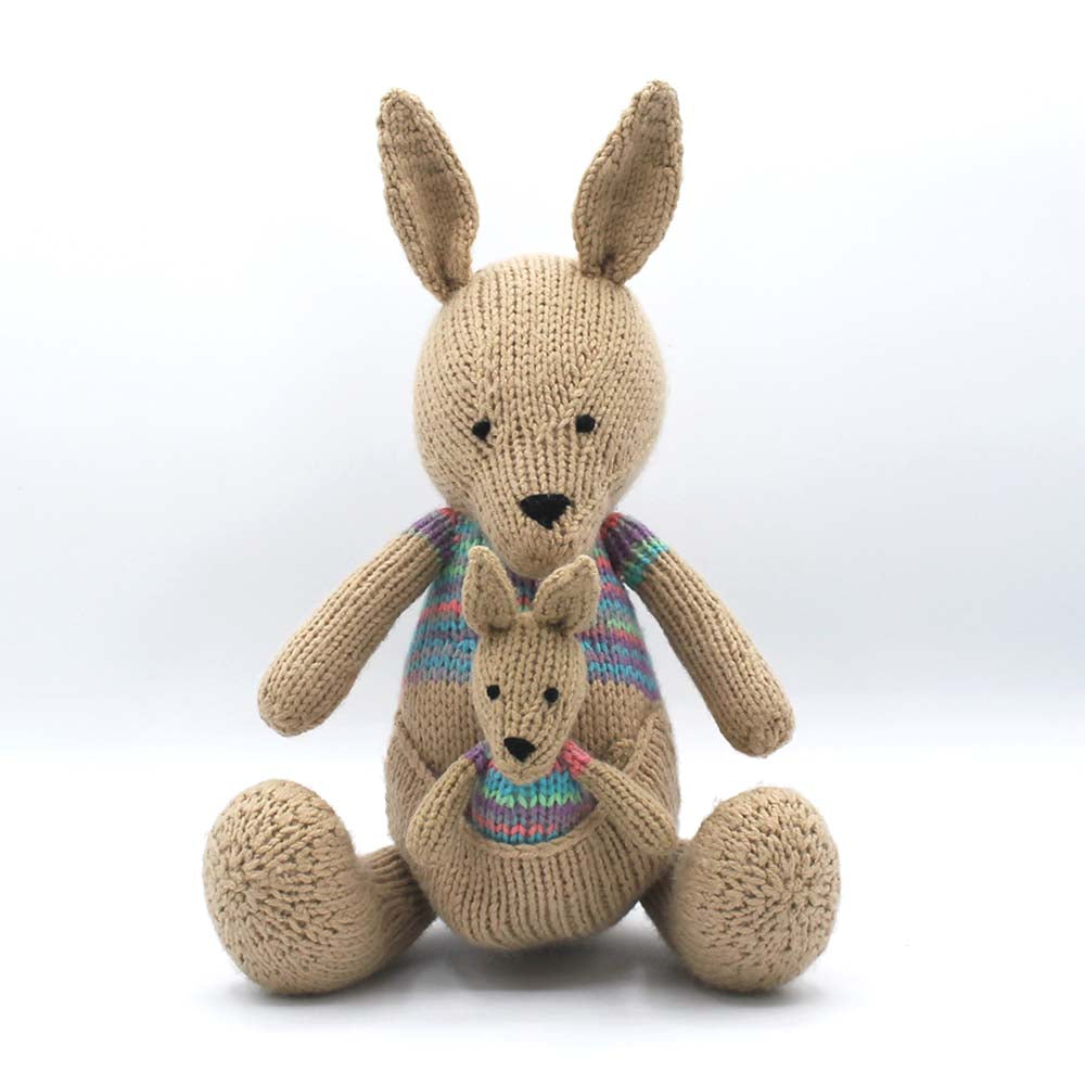 Hand-Knitted Mama & Baby set "Shamwaris" from Gogo Olive
